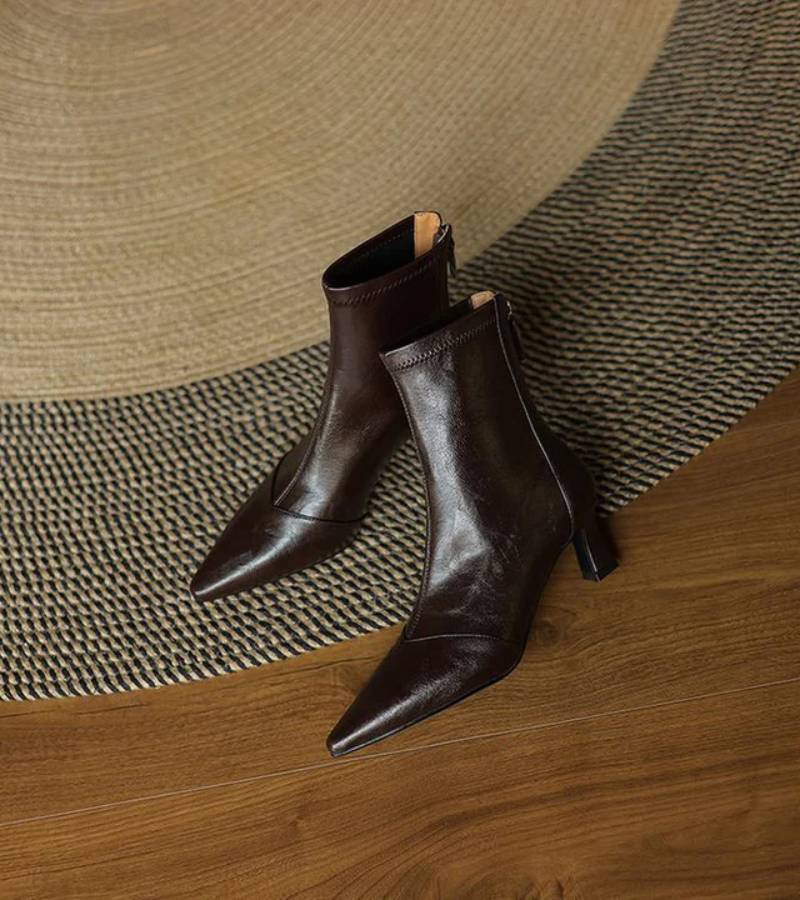 Fulvia | Bottines minimalistes en cuir à talon moyen