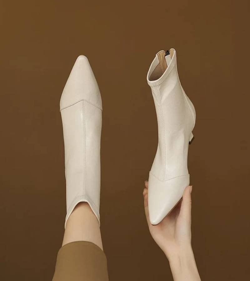 Fulvia | Bottines minimalistes en cuir à talon moyen