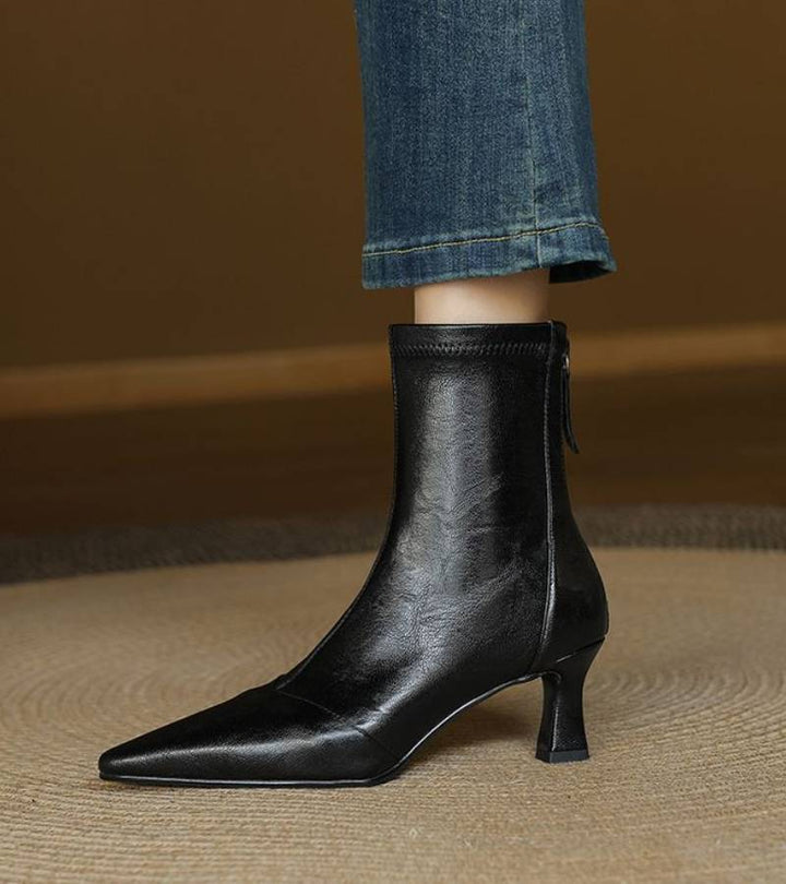 Fulvia | Bottines minimalistes en cuir à talon moyen