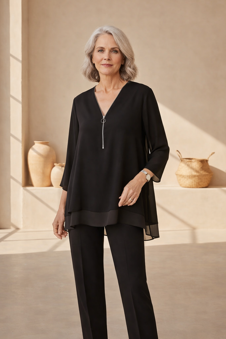 Lola - V-Neck Flowy Zipped Top