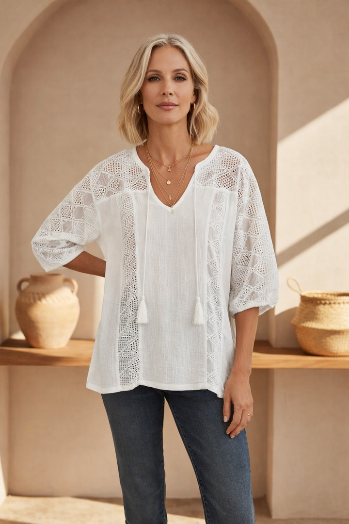 Auralee - Chic Accent Blouse