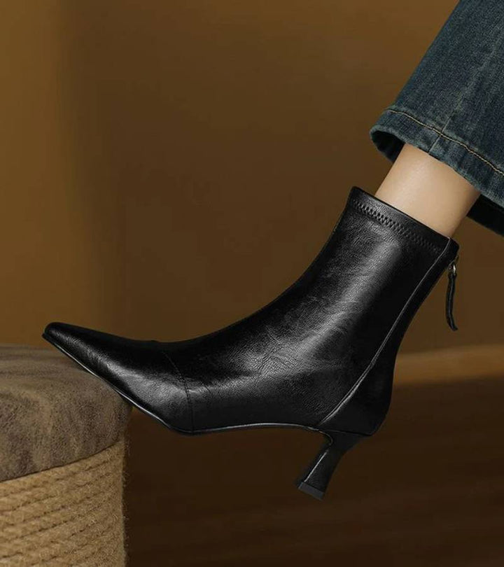 Fulvia - Botines minimalistas de piel con tacón medio
