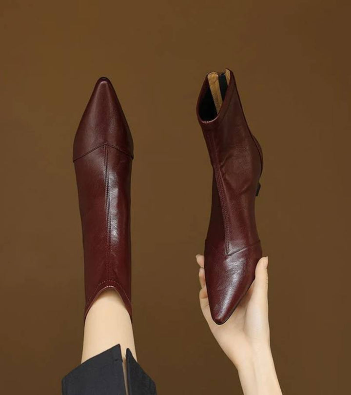 Fulvia | Bottines minimalistes en cuir à talon moyen