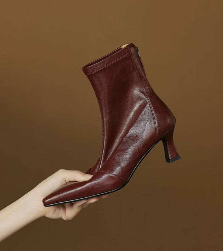 Fulvia - Botines minimalistas de piel con tacón medio