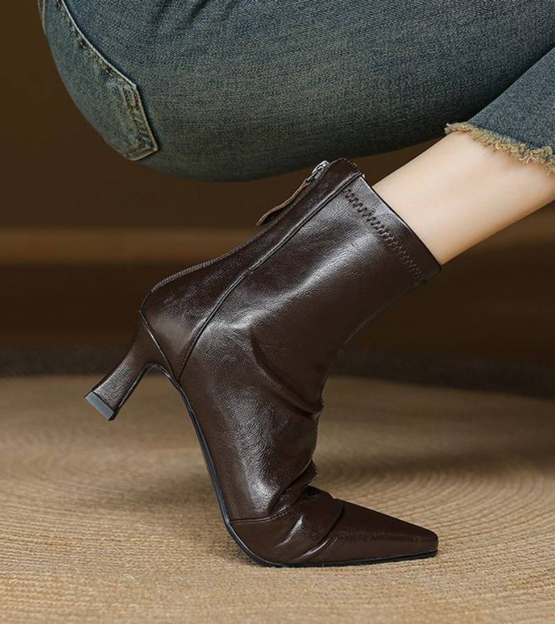 Fulvia | Bottines minimalistes en cuir à talon moyen