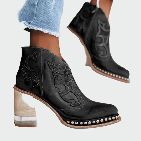 Irene | Botas De Cuero Bordadas Con Bordados Distintivos