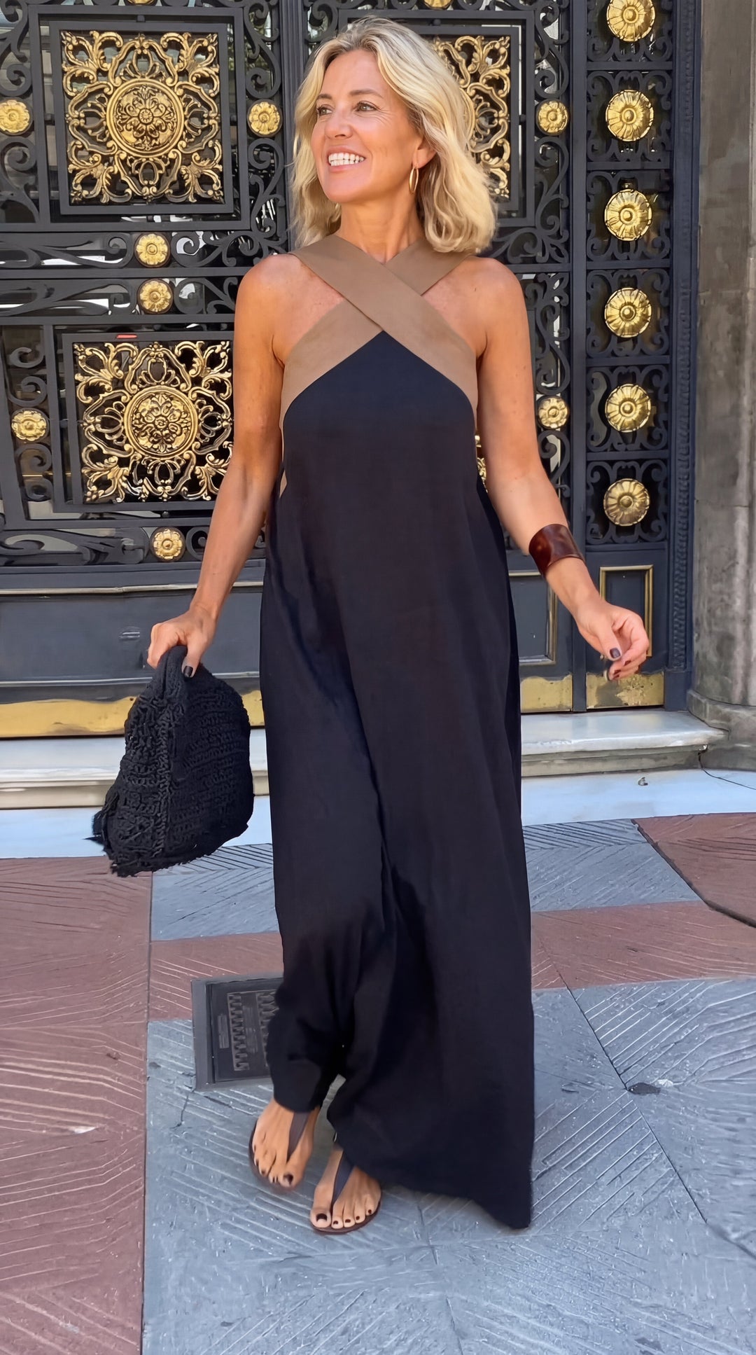 Delphine | Vestido con corte cruzado + Sandalias gratis