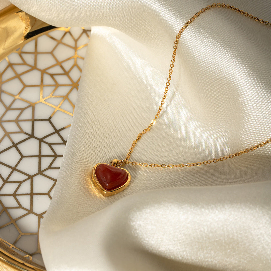 Marlena – Collar delicado con colgante en forma de gota brillante.