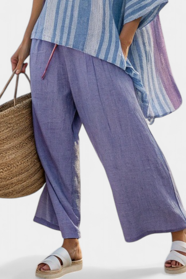 Carlotta – Top elegante en lavanda y azul cielo con pantalón de lino