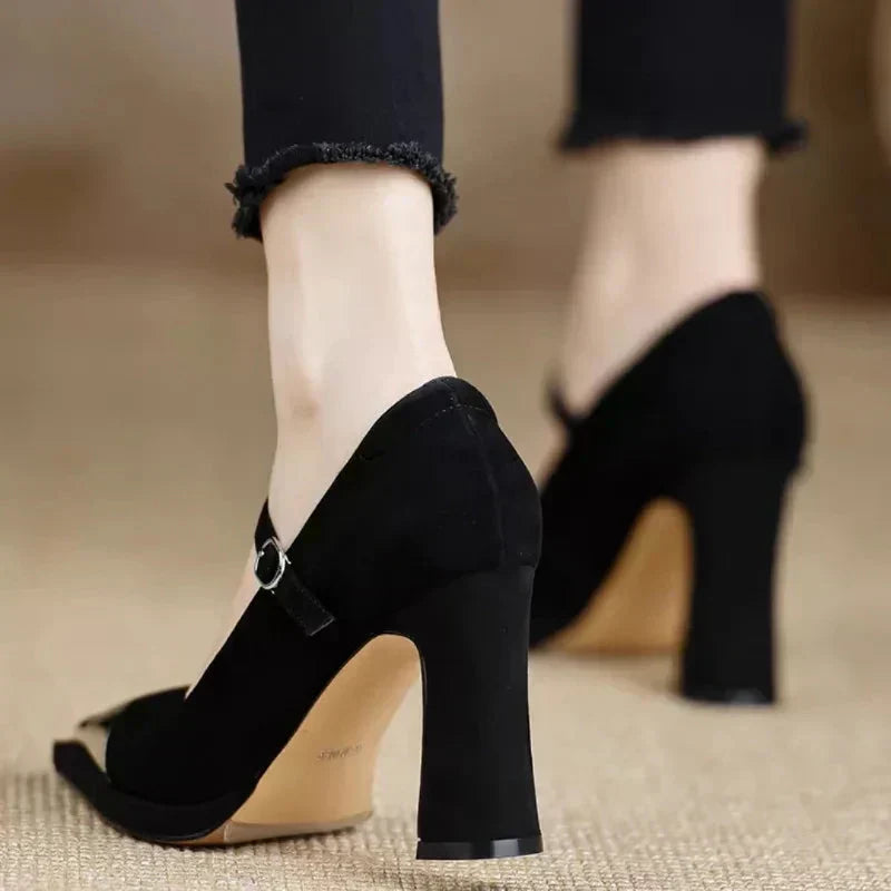 Mora Tacones Elegantes