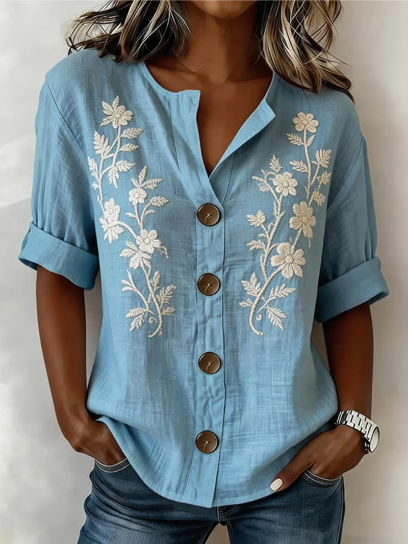 Gomez | Top elegante con bordado floral